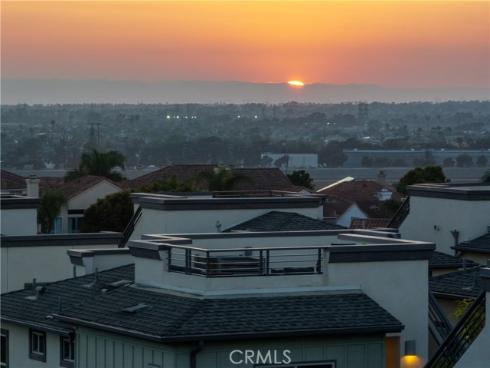 1800 Ocean Court, Costa Mesa, CA