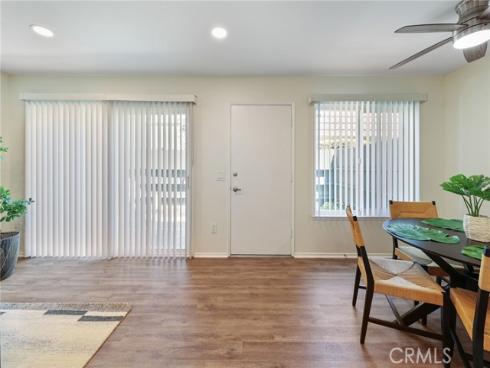 1634 Iowa B Street, Costa Mesa, CA