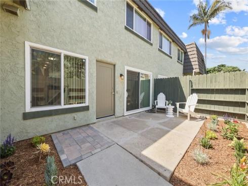 1634 Iowa B Street, Costa Mesa, CA