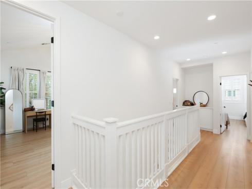 2294 Pacific Avenue, Costa Mesa, CA