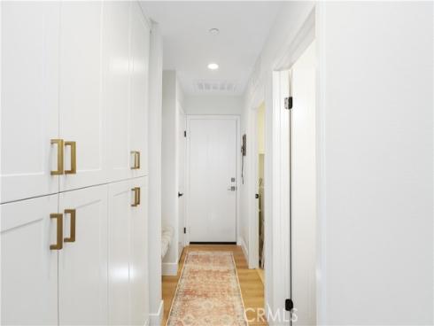 2294 Pacific Avenue, Costa Mesa, CA