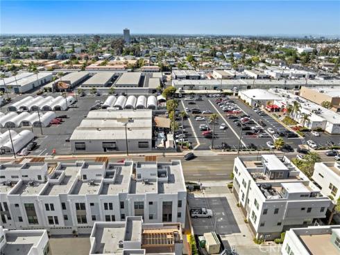 645 W 17th Street, Costa Mesa, CA