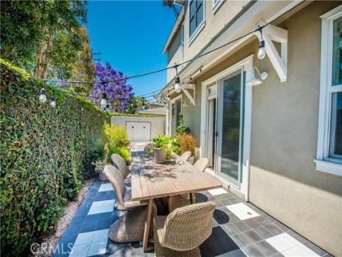 2065 Thurin Street, Costa Mesa, CA