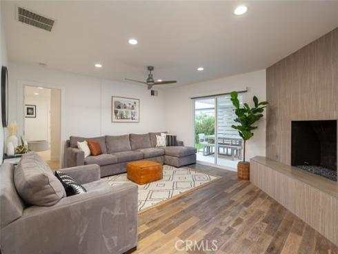 1792 Kenwood Place, Costa Mesa, CA