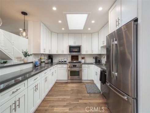 1792 Kenwood Place, Costa Mesa, CA