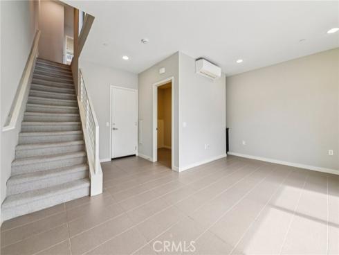 639 Channel Way, Costa Mesa, CA