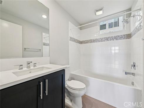 639 Channel Way, Costa Mesa, CA