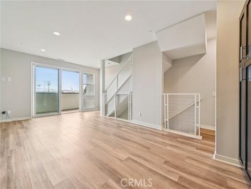 639 Channel Way, Costa Mesa, CA