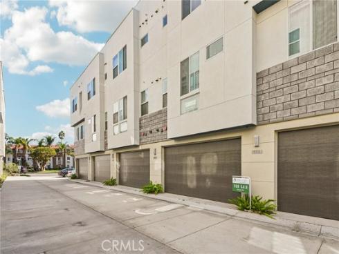 639 Channel Way, Costa Mesa, CA