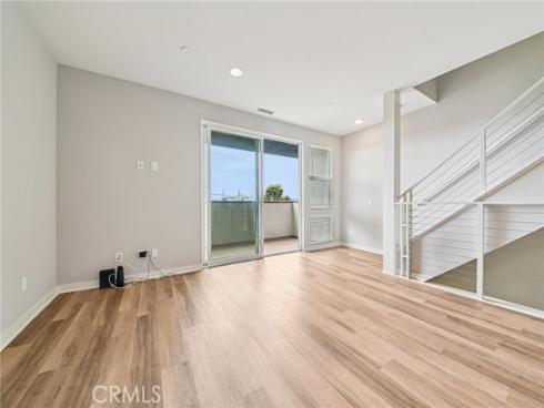 639 Channel Way, Costa Mesa, CA