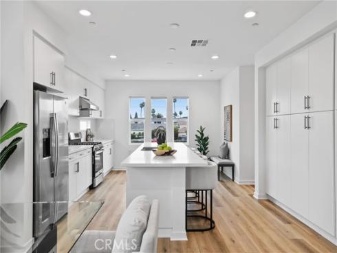 536  Caleigh   Lane, Costa Mesa, CA