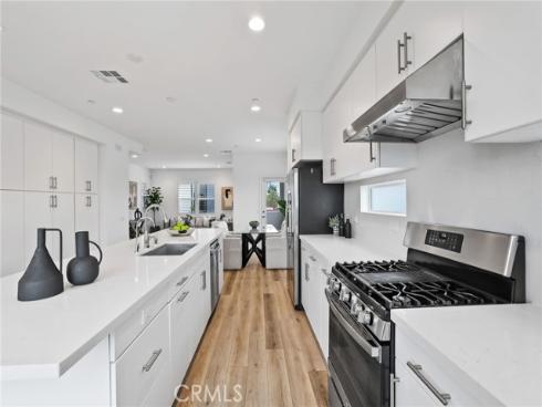 536  Caleigh   Lane, Costa Mesa, CA