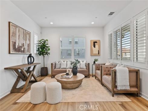 536  Caleigh   Lane, Costa Mesa, CA