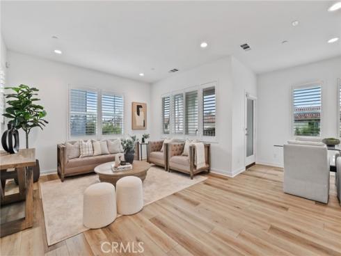 536  Caleigh   Lane, Costa Mesa, CA