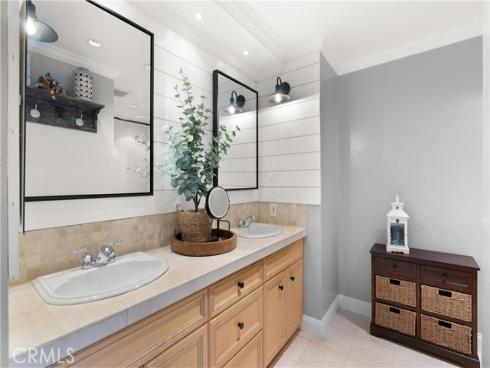 1205 Las Arenas 3 Way, Costa Mesa, CA