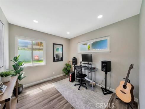 587  Traverse   Drive, Costa Mesa, CA