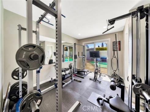 587  Traverse   Drive, Costa Mesa, CA