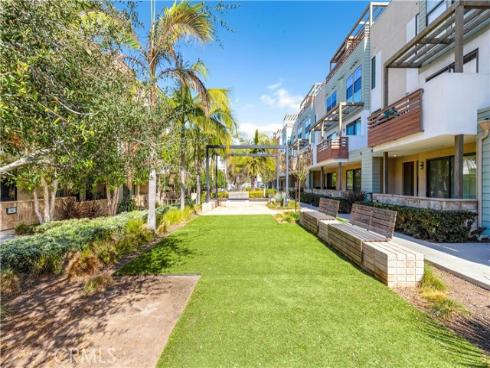 1660  Pomona   Avenue, Costa Mesa, CA