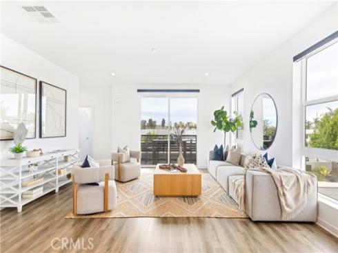 1660  Pomona   Avenue, Costa Mesa, CA