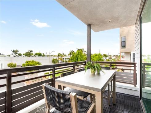 1660  Pomona   Avenue, Costa Mesa, CA