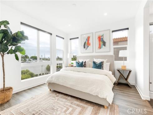 1660  Pomona   Avenue, Costa Mesa, CA