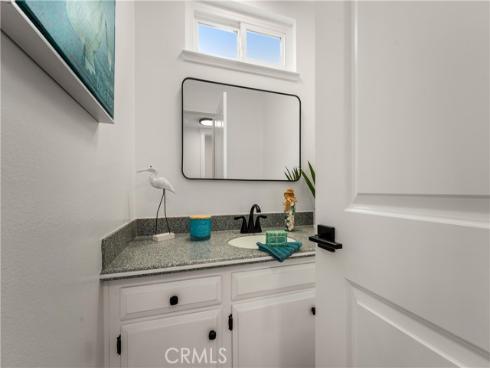 1872  Parkview   Circle, Costa Mesa, CA