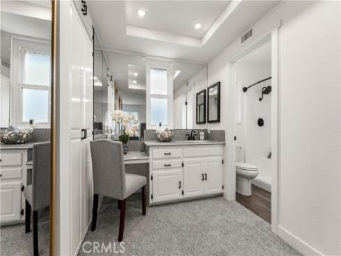 1872  Parkview   Circle, Costa Mesa, CA