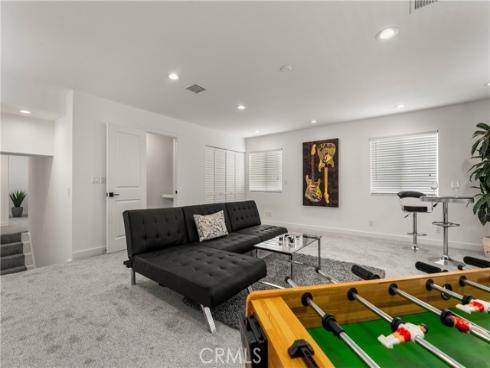 1872  Parkview   Circle, Costa Mesa, CA