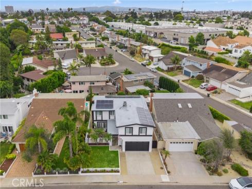 1872  Parkview   Circle, Costa Mesa, CA