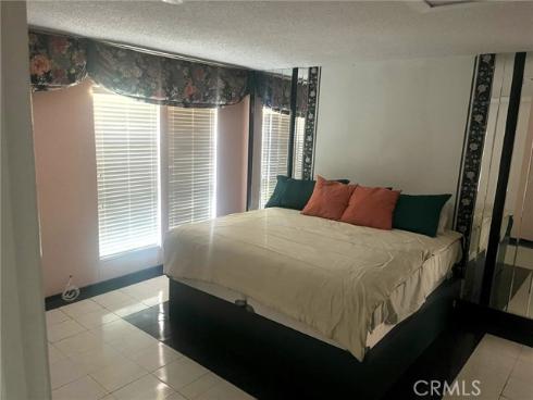 3050  Madison   Avenue, Costa Mesa, CA