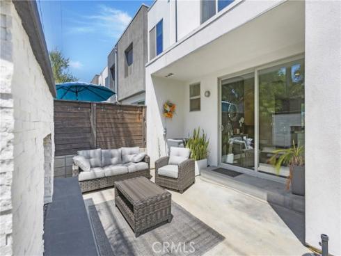 1269  Westreef  , Costa Mesa, CA