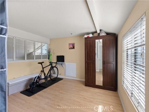 345 Avocado 201B Street, Costa Mesa, CA