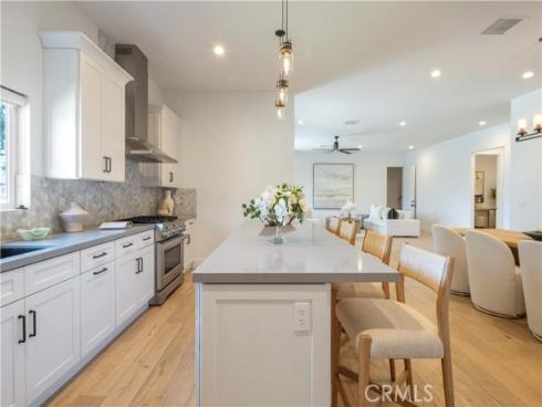 333 Mesa Drive, Costa Mesa, CA