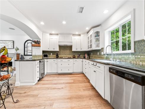 2726 Cardinal Drive, Costa Mesa, CA