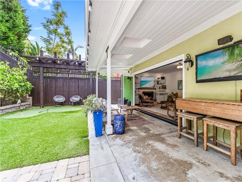 2726 Cardinal Drive, Costa Mesa, CA