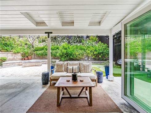 2726 Cardinal Drive, Costa Mesa, CA