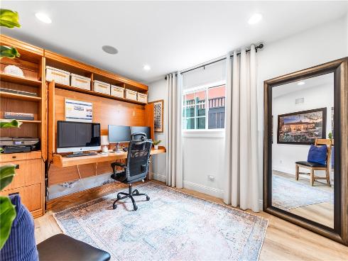 2726 Cardinal Drive, Costa Mesa, CA