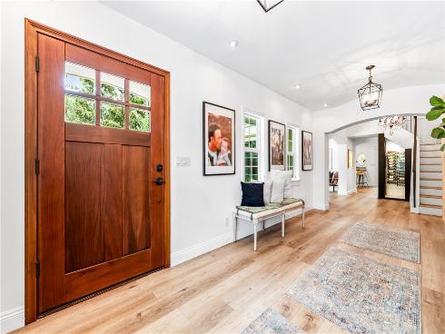 2726 Cardinal Drive, Costa Mesa, CA