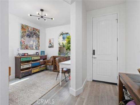 945  Brilliance   Lane, Costa Mesa, CA