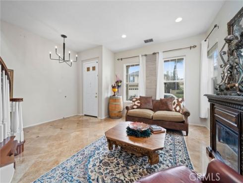 2712  Ashwood  , Costa Mesa, CA
