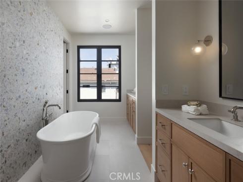 1594  Redlands   Place, Costa Mesa, CA