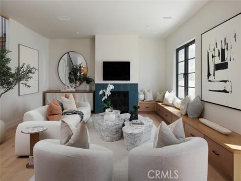 1594  Redlands   Place, Costa Mesa, CA