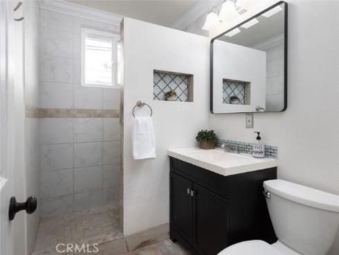 269  Cecil   Place, Costa Mesa, CA