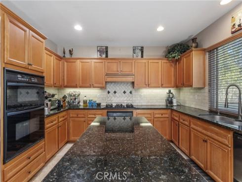 1547  Amberleaf  , Costa Mesa, CA