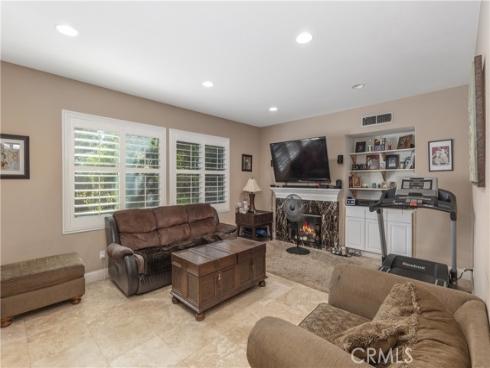 1547  Amberleaf  , Costa Mesa, CA