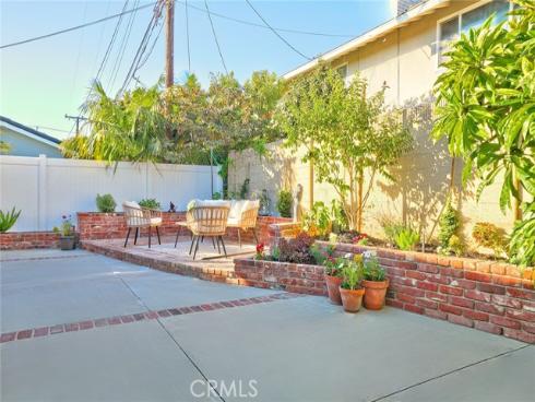 418 E Bay Street, Costa Mesa, CA