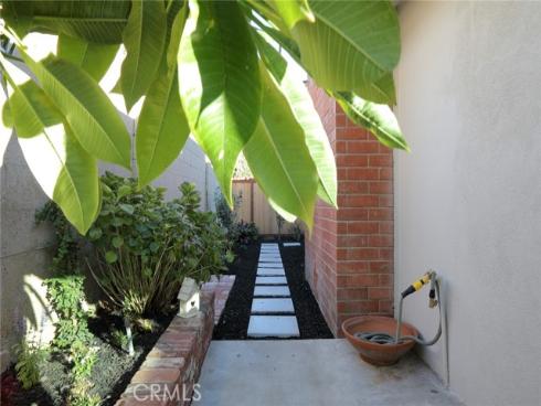 418 E Bay Street, Costa Mesa, CA