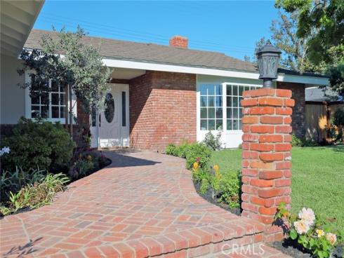 418 E Bay Street, Costa Mesa, CA