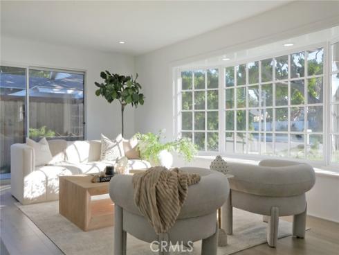 418 E Bay Street, Costa Mesa, CA