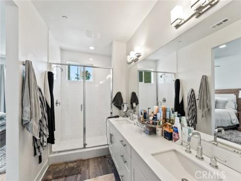 697 W 17th  , Costa Mesa, CA